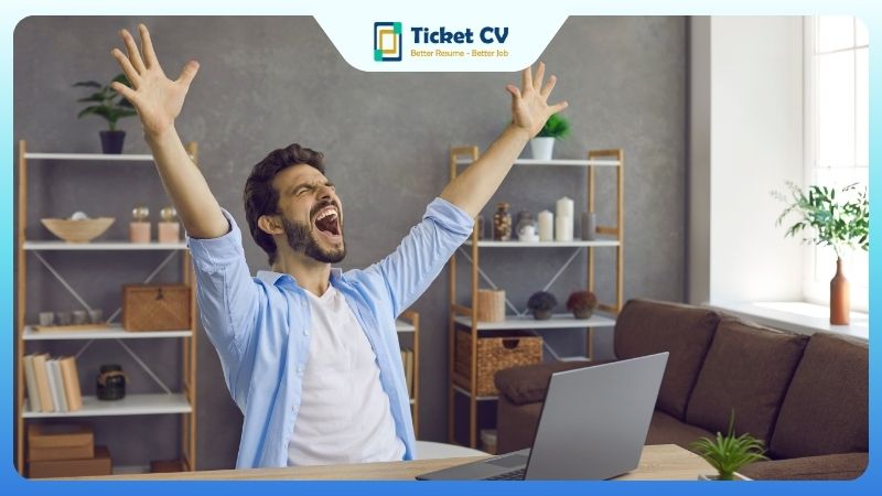 getting a job synonym